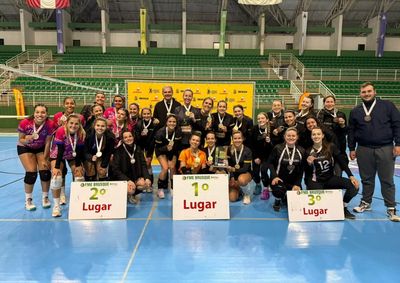 Competi&ccedil;&otilde;es definiram mais dois campe&otilde;es dos Jogos Abertos Comunit&aacute;rios de Brusque e os finalistas do voleibol masculino