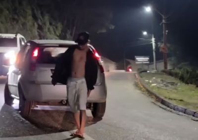 Acidente aconteceu na noite deste s&aacute;bado (13)