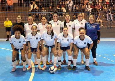 Elitte F.C. e M.W.F.C. superaram Nova Uni&atilde;o F.C. e Voraz F.C., respectivamente, e disputar&atilde;o o t&iacute;tulo no pr&oacute;ximo s&aacute;bado