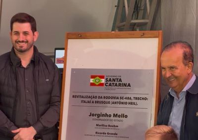 O governador esteve em Brusque nesta quarta-feira (3) para a abertura da Fenajeep, onde assinou a portaria 