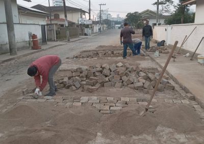 Limpeza urbana, drenagem, pavimenta&ccedil;&atilde;o e manuten&ccedil;&atilde;o de pontes estiveram entre os servi&ccedil;os realizados entre os dias 15 e 19 de junho