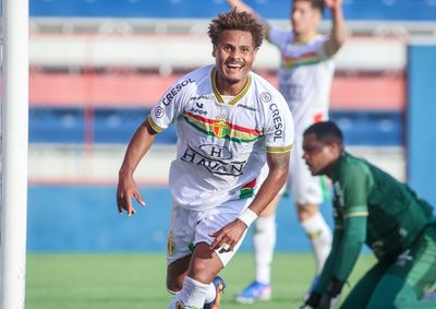 Vit&oacute;ria por 1 a 0 levou o Quadricolor aos 27 pontos e &agrave; lideran&ccedil;a provis&oacute;ria da competi&ccedil;&atilde;o