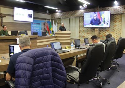 Contrato atual da coleta de res&iacute;duos termina em 2028; comiss&atilde;o tamb&eacute;m quer facilitar o acesso da popula&ccedil;&atilde;o &agrave;s informa&ccedil;&otilde;es sobre o servi&ccedil;o