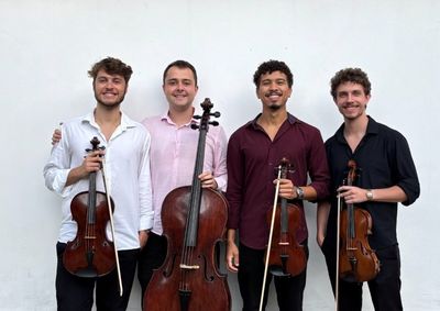 Programa&ccedil;&atilde;o re&uacute;ne quarteto, trio, duo e recital de piano solo na Par&oacute;quia Luterana Bom Pastor