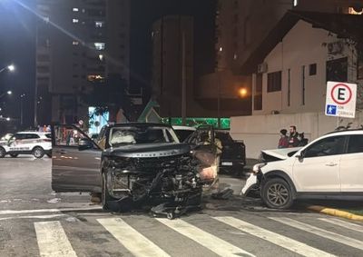 Segundo a Pol&iacute;cia Militar, suspeito dirigia sem habilita&ccedil;&atilde;o, admitiu ter usado coca&iacute;na e foi contido por populares ap&oacute;s causar acidentes