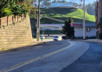 Obra integra a moderniza&ccedil;&atilde;o da rede de abastecimento, que recebeu tubula&ccedil;&atilde;o de maior capacidade em mais de 800 metros