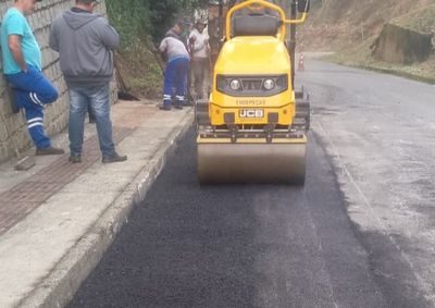 Servi&ccedil;os foram realizados na rua Ernesto Bianchini e em outras vias do munic&iacute;pio nesta quinta-feira (16).