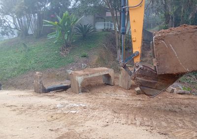 Servi&ccedil;o incluiu a substitui&ccedil;&atilde;o de galerias de concreto e o refor&ccedil;o da estrutura para melhorar o escoamento da &aacute;gua da chuva