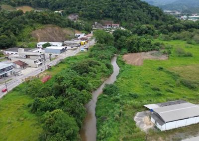 Projeto prev&ecirc; a constru&ccedil;&atilde;o de um reservat&oacute;rio para reduzir os impactos das chuvas intensas e beneficiar cerca de 11 mil fam&iacute;lias da regi&atilde;o