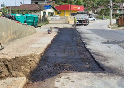 Interven&ccedil;&atilde;o prev&ecirc; a implanta&ccedil;&atilde;o de cerca de 3 quil&ocirc;metros de novas tubula&ccedil;&otilde;es e segue com tr&acirc;nsito em sistema de siga e pare