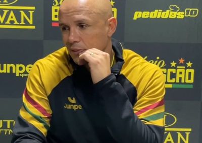 Treinador elogia intensidade, atua&ccedil;&atilde;o coletiva e ressalta que lideran&ccedil;a da S&eacute;rie C ainda n&atilde;o muda o foco do Brusque na classifica&ccedil;&atilde;o