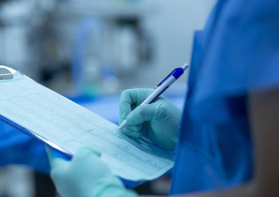 Justi&ccedil;a determinou o pagamento de R$ 55 mil por danos morais e est&eacute;ticos ap&oacute;s diagn&oacute;stico tardio de tor&ccedil;&atilde;o testicular