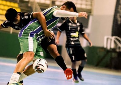 L&iacute;der soma 129 pontos, contra 95 do Centro; programa&ccedil;&atilde;o desta semana re&uacute;ne futsal, domin&oacute;, futebol su&iacute;&ccedil;o e society feminino