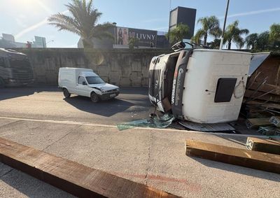 Eliete Souza Martins percebeu que a carreta havia perdido o controle antes da curva e tentou frear, mas Fiorino acabou atingida