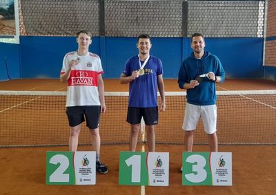 Matheus Montebeller conquistou o t&iacute;tulo individual e garantiu a vit&oacute;ria da comunidade
