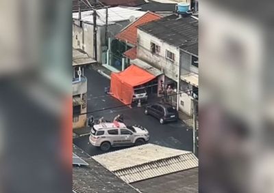 Indiv&iacute;duo apresentava sinais de del&iacute;rio, falas desconexas e afirmava que havia uma invas&atilde;o acontecendo dentro da pr&oacute;pria casa