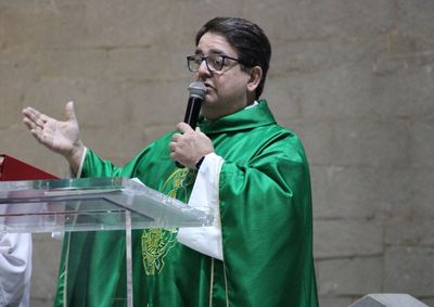 Abertura ocorreu durante a missa de domingo e contou com uma b&ecirc;n&ccedil;&atilde;o especial aos pais presentes na celebra&ccedil;&atilde;o
