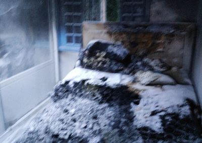 Chamas ficaram concentradas em um quarto no segundo andar e atingiram principalmente a cama e o colch&atilde;o