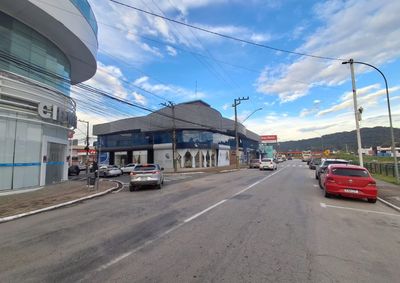 Bloqueio ocorre das 18h &agrave;s 22h entre a rua Rodrigues Alves e a Ponte do Terminal Urbano; motoristas dever&atilde;o utilizar rota alternativa
