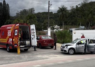 Acidente aconteceu na tarde desta segunda-feira (7)