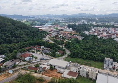 Ordem de servi&ccedil;o foi assinada nesta quinta-feira (3); estrutura ser&aacute; constru&iacute;da na rua das Tulipas