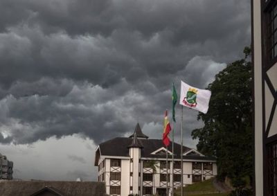 M&aacute;xima prevista cai de 25&deg;C nesta quinta para apenas 13&deg;C no s&aacute;bado