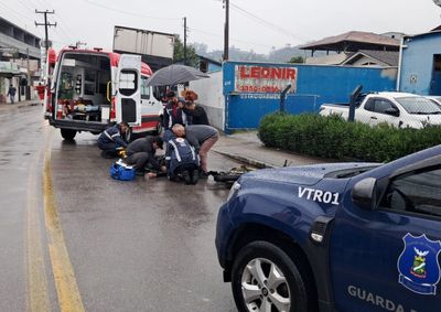 Homem de aproximadamente 48 anos relatava dores no t&oacute;rax e na perna e foi encaminhado ao Hospital Azambuja