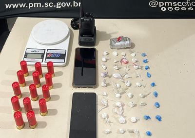 Opera&ccedil;&atilde;o aconteceu em ponto de tr&aacute;fico que possui liga&ccedil;&atilde;o com uma organiza&ccedil;&atilde;o criminosa atuante em Santa Catarina.