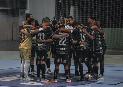 Par&ccedil;as F.C. e Santa F&eacute;/Uni&atilde;o venceram seus confrontos pela S&eacute;rie Ouro nesta ter&ccedil;a-feira (27)