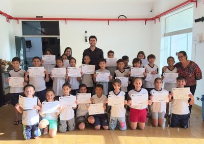 Atividade promovida em parceria com o Pontos MIS atendeu alunos da EMEF Maria do Carmo.