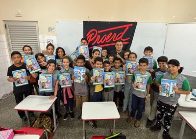 Os encontros s&atilde;o semanais com alunos do 5&ordm; ano do Ensino Fundamental dentro das salas de aula