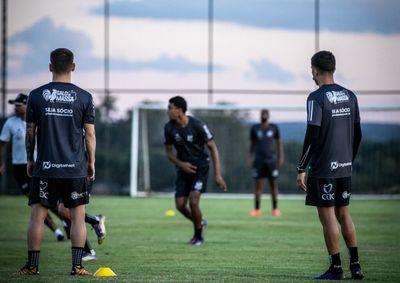 A fase seguinte da competi&ccedil;&atilde;o reserva vaga apenas para os dois primeiros colocados da chave.