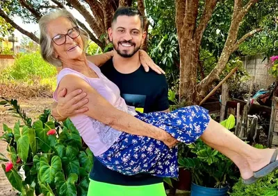 Antes das c&acirc;meras Leandro jogou futebol profissionalmente, mas logo deixou os gramados