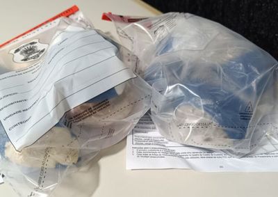 No local foram encontrados aproximadamente 428 gramas de maconha e 1,160 quilo de coca&iacute;na