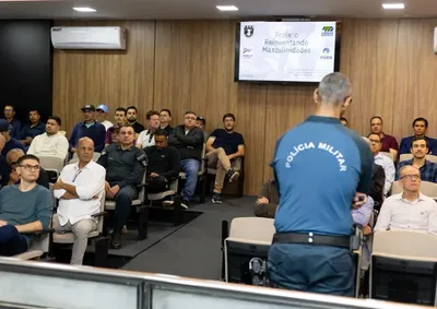 O encontro aconteceu no plen&aacute;rio da C&acirc;mara Municipal de Vereadores