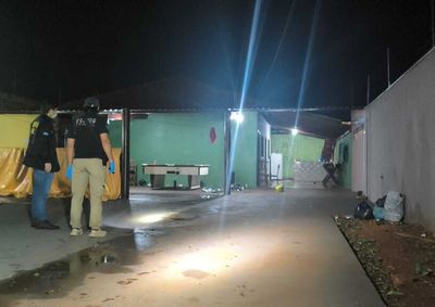 O adolescente foi atingido na cabe&ccedil;a e morreu no local