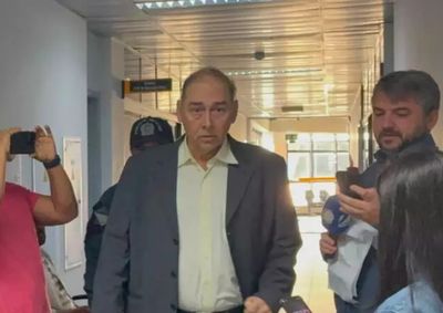 Ele havia sido hospitalizado duas vezes desde a semana passada devido a problemas card&iacute;acos