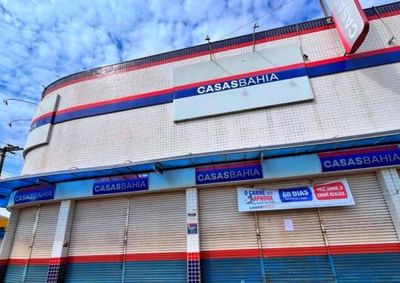 Ao todo, teriam sido desligados no pa&iacute;s 1,9 mil funcion&aacute;rios.