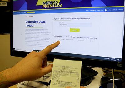 A sequ&ecirc;ncia sorteada foi 11-15-20-21-38-48
