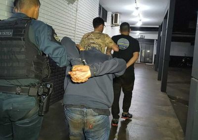 Durante a ocorr&ecirc;ncia, os policiais constataram que os homens possu&iacute;am extensa ficha criminal