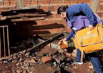 O total de casos confirmados tamb&eacute;m atingiu o pico dos &uacute;ltimos 10 anos