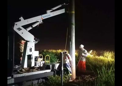 A Energisa informou que as equipes continuam trabalhando para reparar os danos causados pelo temporal 