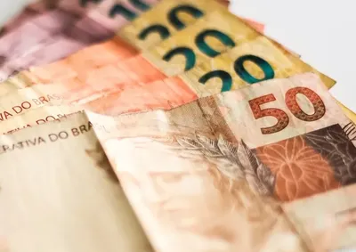 Segundo o Minist&eacute;rio da Fazenda, mais de 10 milh&otilde;es de brasileiros ainda t&ecirc;m cerca de R$ 26,3 bilh&otilde;es esquecidos no fundo
