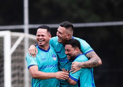 Domingo teve jogos movimentados, viradas e muitos gols na sequ&ecirc;ncia da competi&ccedil;&atilde;o