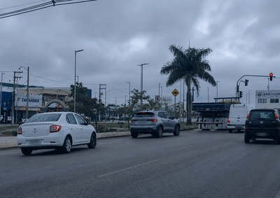 Frente fria deve trazer vento mais forte, aumento de nuvens e queda nas temperaturas durante o fim de semana na cidade