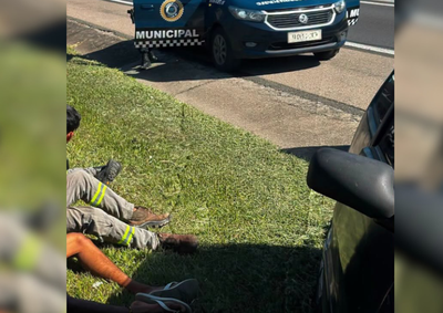 Ap&oacute;s den&uacute;ncia de furto de fios, suspeitos fugiram pela rodovia, romperam a cancela do ped&aacute;gio e foram parados ap&oacute;s colis&atilde;o com viaturas