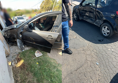 Informa&ccedil;&otilde;es iniciais indicam que motorista pode ter passado mal antes da colis&atilde;o; todos os envolvidos estavam conscientes