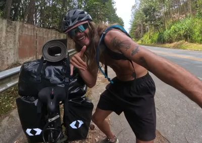 Para seguir viagem, Jonas conta com apoio de amigos, seguidores e uma rifa solid&aacute;ria divulgada nas redes sociais