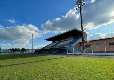 Quatro escolas participam da disputa pelo t&iacute;tulo municipal do Campeonato Catarinense Escolar de Futebol