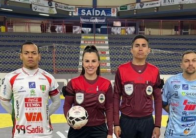 Pela primeira vez, profissionais de Canoinhas e Bela Vista do Toldo comandaram uma partida da principal competi&ccedil;&atilde;o de futsal do pa&iacute;s